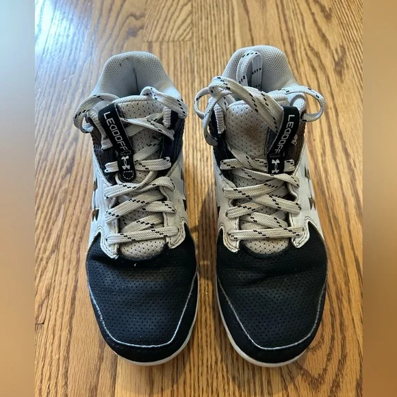 Boys- Under Armour Boy Cleats - Picture 5 of 6